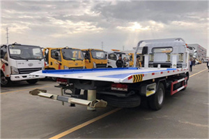 修武汽车救援补胎